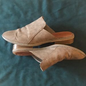 Indigo Rd. Grey Slide